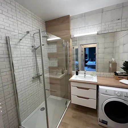 Rataje Park Ii - Cost Free Parking - 24h Check In *